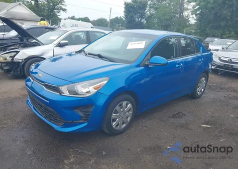 2021 Kia Rio S z USA, uszkodzony, nr VIN 3KPA24AD4ME365737
